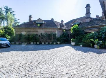 Casa · 1478ha · 7 Ambientes · 6 Cocheras · Casa en Venta en San Isidro