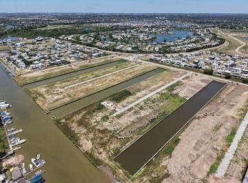 Terreno · 722ha · Venta de Lotes en Barrio Nautico Villanueva en Benavidez