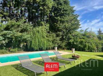 Casa · 155m² · 4 Ambientes · 1 Cochera · Casa en Venta en Canning, Campos de Echeverria