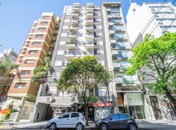 Departamento · 36m² · 2 Ambientes · Excelente 2 Amb con Gran Patio! Oportunidad Unica! Hecho a Nuevo!