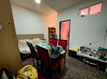 PH de 4 ambientes, Tres de Febrero · Se Vende PH de 4 Ambientes en Caseros
