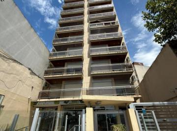 Departamento · 110m² · 3 Ambientes · 1 Cochera · Venta - Departamento 3 Ambientes en Av San Martin, Bernal