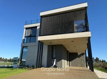 Casa · 346m² · 6 Ambientes · 1 Cochera · Casa en Venta Al Lago en Nordelta, Los Puentes.