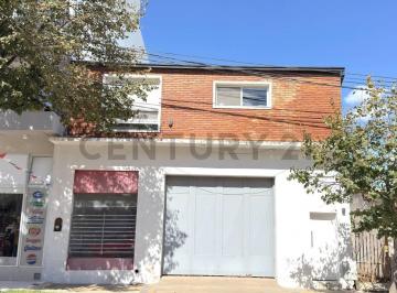 Departamento · 85m² · 3 Ambientes · Hermoso PH Céntrico, 2 Dorm. y Jacuzzi – Venado Tuerto