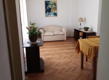 Departamento · 39m² · 2 Ambientes - Saferi . · Dueño Directo Vende 2 Amb. Frente con Balcón / 4to Piso (Recoleta)