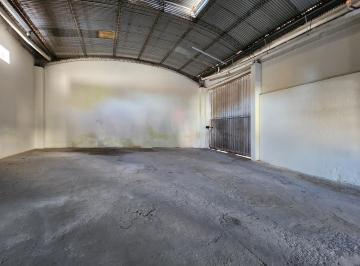 Bodega-Galpón · 412m² · Galpón Parabólico y Local Comercial - Barrio Matheu