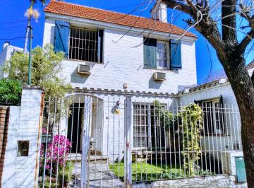 Local comercial de 4 ambientes Venta USD 192.000 · Dueño Vende! Ideal Local Comercial. Haedo. Apto Crédito