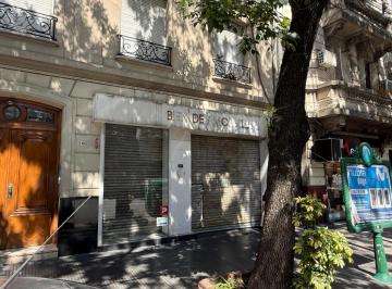 Local comercial · 240m² · José Maria Moreno - Caballito