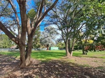 Terreno · 2165m² · Ldo. Venta Lote 2165 m² con Mejoras Barrio El Remanso