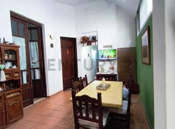 PH · 81m² · 3 Ambientes · Vendo PH 3 Ambiente con Terraza y Quincho