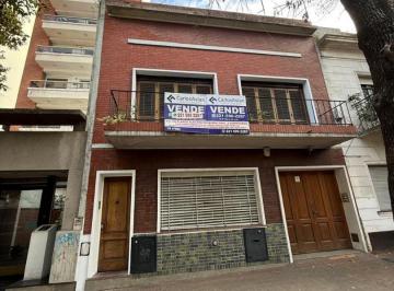 PH · 150m² · 3 Ambientes · Casa en Planta Alta, en PH, con Espacio Verde 7.50x12