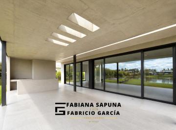 Casa · 258m² · 5 Ambientes · 4 Cocheras · Venta Casa Fondo a La Laguna a Terminar Lagos de San Eliseo