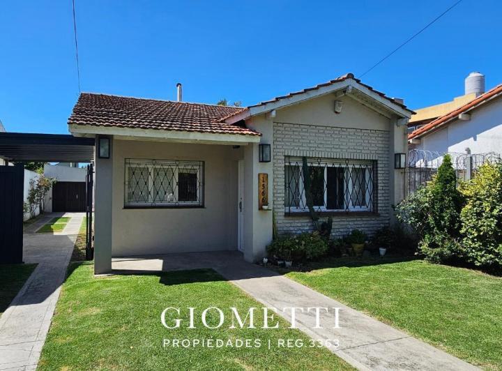 Casa en venta en Colinas de Peralta Ramos · 3 ambientes