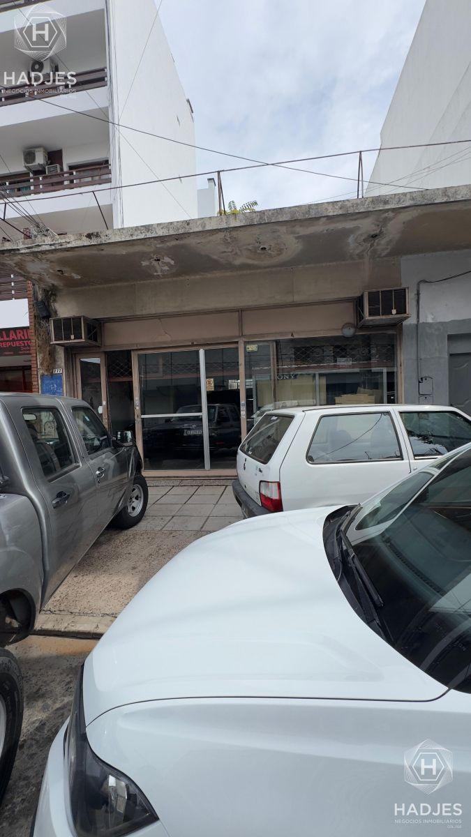 Avenida Hipólito Yrigoyen 777,  Centro, Quilmes