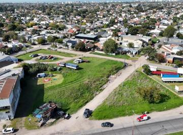 Terreno · 751m² · Lote Sobre Av Champagnat en Esquina