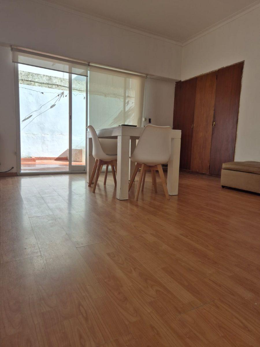 Depto 3 amb, 60m² con amplio patio — Contrafrente