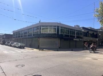 Local comercial · 495m² · Piso en Alquiler - Centro de Lujan