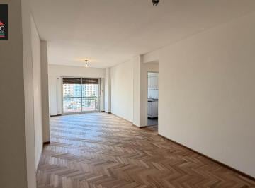 Departamento · 61m² · 3 Ambientes · 1 Cochera · Depto 3 Ambientes en Loria 323
