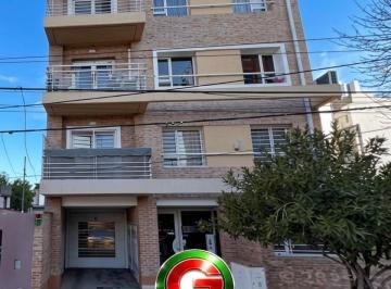 Departamento · 3 Ambientes · 1 Cochera · Departamento de Dos Dorm. con Cochera