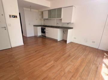 Departamento de 2 ambientes, Colegiales · Luminoso Dos Ambientes con Balcón en Colegiales en Venta