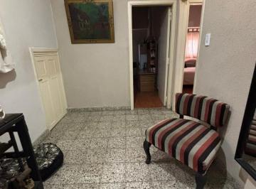 Departamento en Venta de 3 ambientes Ezpeleta Este · Departamento de 3 Ambientes por Escalera con Terraza Propia