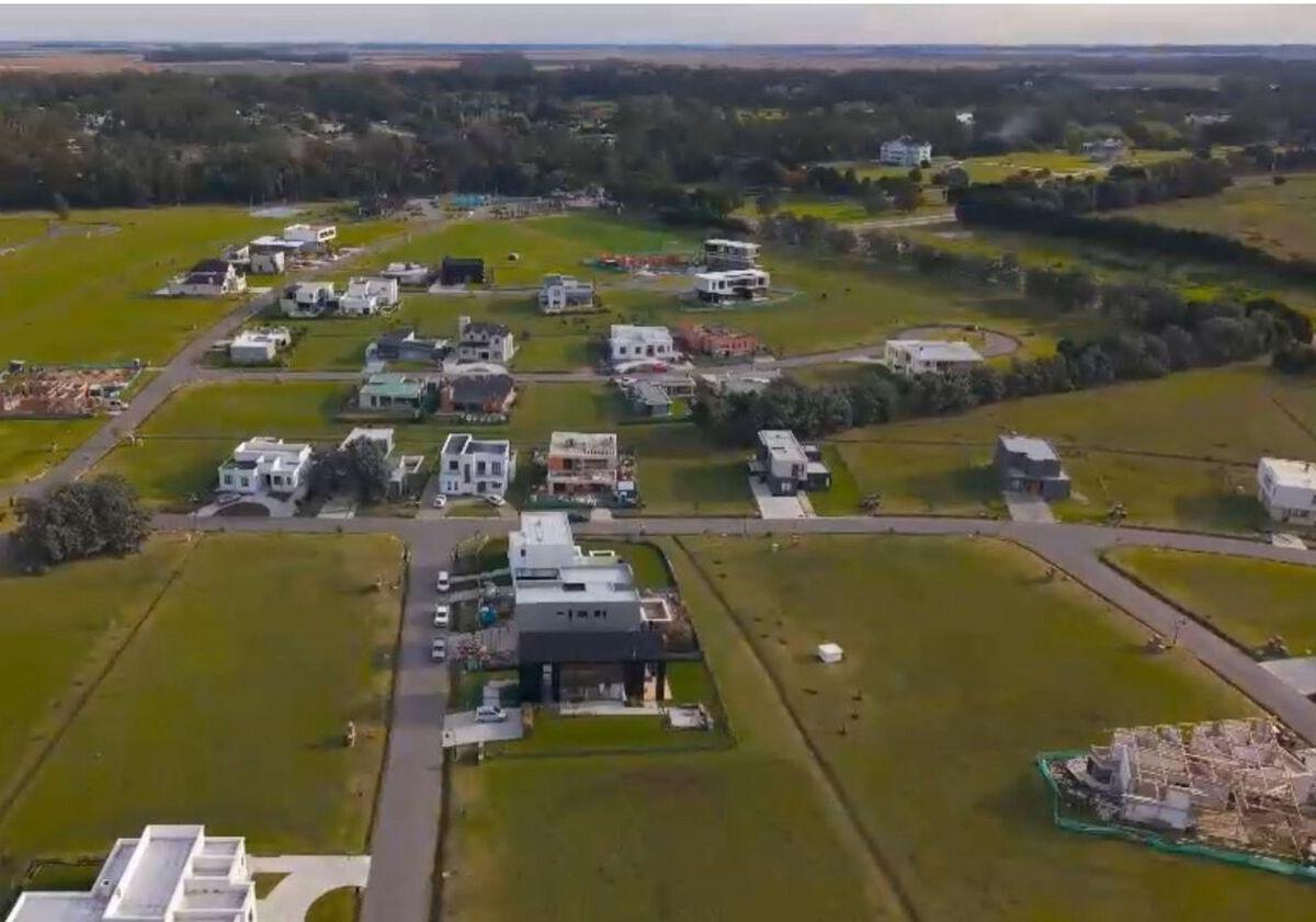 Lote de 600m2 en ubicacion privilegiada — Barrio Privado Casona del Haras