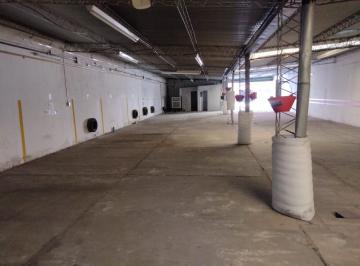 Bodega-Galpón · 470m² · 20 Cocheras · Impecable Galpón de 470 m² con Oficina - Rosario