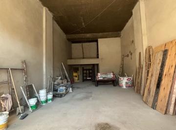 Local comercial · 119m² · 1 Ambiente · 1 Cochera · Local - Remedios de Escalada