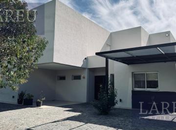 Casa · 9780000ha · 5 Ambientes · 1 Cochera · Barrio Privado La Montura - Casa en Venta