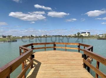 Terreno · 690m² · Venta – Lote N° m² en Lagos de Canning I – Cerca de La Laguna – Acepta Permuta