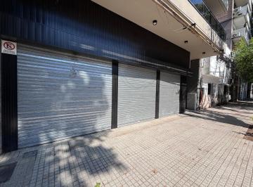 Local comercial · 160m² · 3 Ambientes · Local en Echesortu