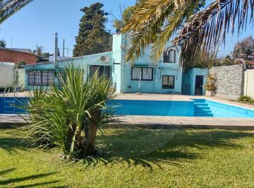 Quinta vacacional · 130m² · 5 Ambientes · 2 Cocheras · Quinta en Sicardi