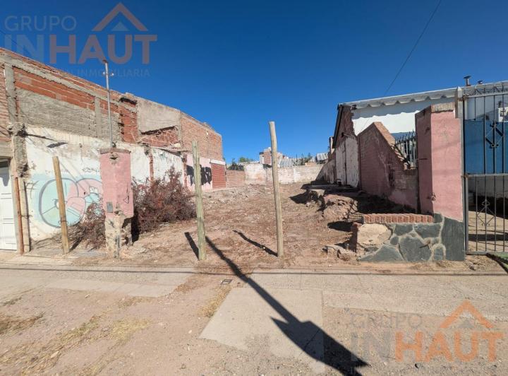 Terreno · 210m²
