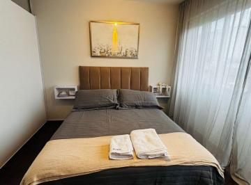 Departamento · 31m² · 2 Ambientes · Venta de Fondo de Comercio - Departamento Temporal de 1 Dormitorio Frente Al Patio Olmos