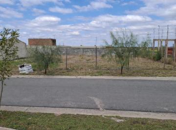 Terreno · 607m² · Vendo Gran Lote en Docta Av Cordoba Capital