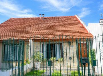 PH de 4 ambientes, La Matanza · Duplex con 3 Dorm. de 100 m² en Venta, Ramos Mejía