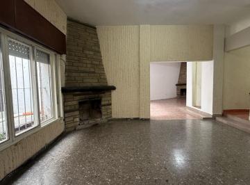 Departamento · 45m² · 1 Ambiente · Departamento en Ituzaingó Sur en Alquiler - Monoambiente - Lavadero - Patio
