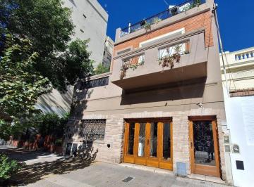 PH de 4 ambientes, Villa del Parque · P. H 4 Amb. Al Contrafrente con Patio, Planta Baja y Primer Piso