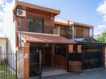 PH · 72m² · 4 Ambientes · 1 Cochera · Duplex PH en Venta de 4 Ambientes en Aldo Bonzi con Cochera