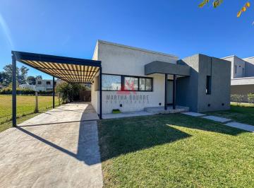 Casa · 130m² · 4 Ambientes · 2 Cocheras · Casa en Venta en Santo Tomas, Derqui, Pilar
