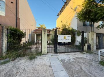 Casa · 150m² · 5 Ambientes · Casa en Lote Propio | 6 Ambientes | Ideal Para Actualizar/refaccionar.
