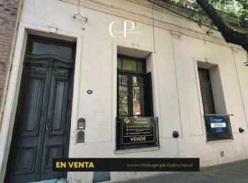Casa de 7 ambientes, Mercedes · Casa Antigua a Reciclar, Muy Bien Ubicada.