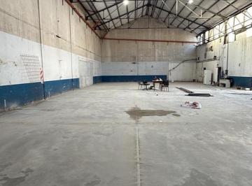 Local comercial · 1000m² · Local en Barracas