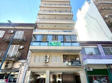 Departamento · 56m² · 3 Ambientes · 1 Cochera · Deparamento 3 Ambientes C/ Cochera Fija en Barracas Venta