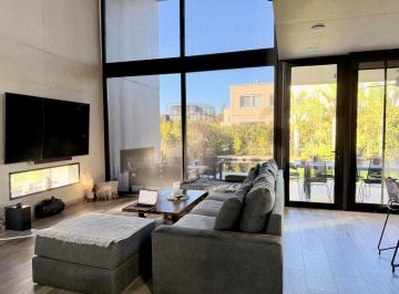 Casa · 224m² · 3 Dormitorios · 2 Cocheras · Casa con 3 Dorm. y Dependencia | Lote Interno | Castaños, Nordelta