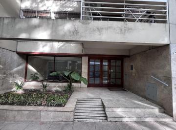 Departamento · 48m² · 3 Ambientes · Alquiler Semipiso 3 Ambientes con Balcón y Vista Abierta - Flores