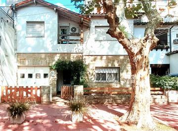 Local comercial · 213m² · 5 Ambientes · 1 Cochera · Local Zonificacion Comercial Cm1 - Martinez. - Vias/libertador
