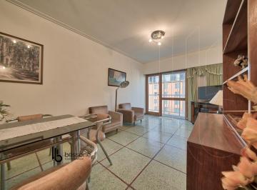 Departamento · 110m² · 4 Ambientes · 1 Cochera · Departamento 4 Ambientes Cochera Dependencia Plaza Colon