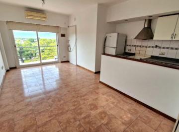 Departamento de 2 ambientes, Lanús · Departamento 2 Ambientes con Cochera - Excelente Ubicacion