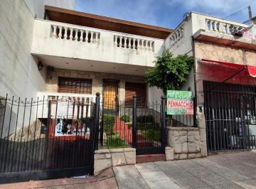 Casa · 330m² · 5 Ambientes · 4 Cocheras · Casa en Ciudad Madero